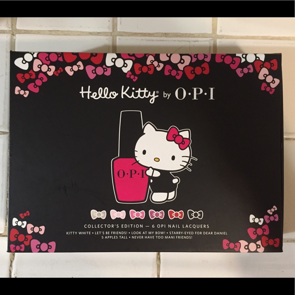 Hello Kitty Collectors Nail Polish Set